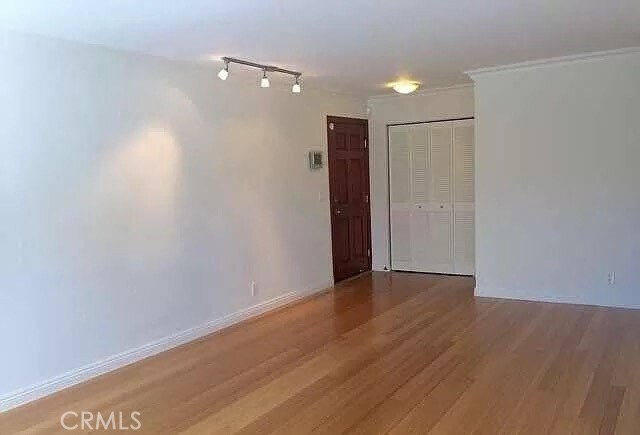 Foto del edificio - 1154 S Barrington Ave