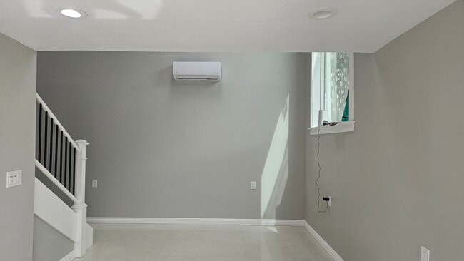 Building Photo - 4769 Soria Dr