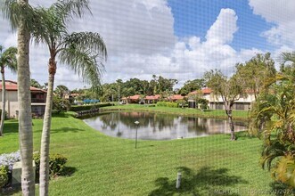 Building Photo - 8536 Casa Del Lago
