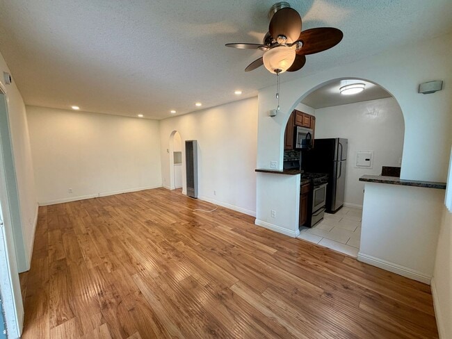 Foto del edificio - 12618 Pacific Ave