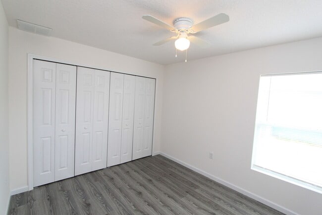 Building Photo - 256 Hoffer Ave NW