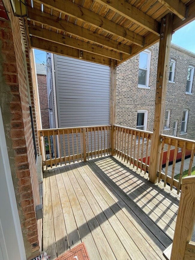 Front Balcony - 2135 S Fairfield Ave