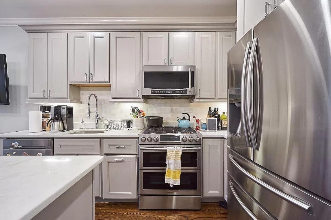 Foto principal - 4010 Georgia Ave NW
