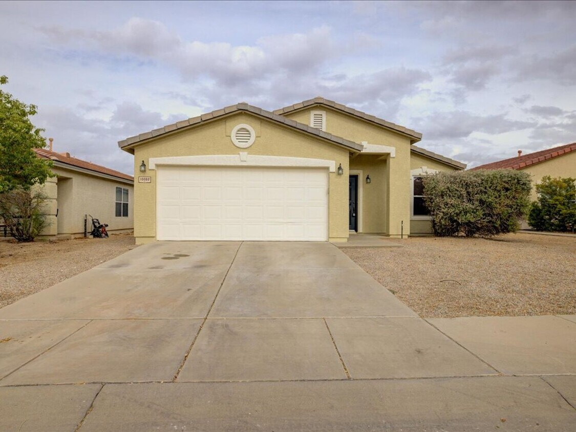 Foto principal - 4 Bedroom 2 Bathroom