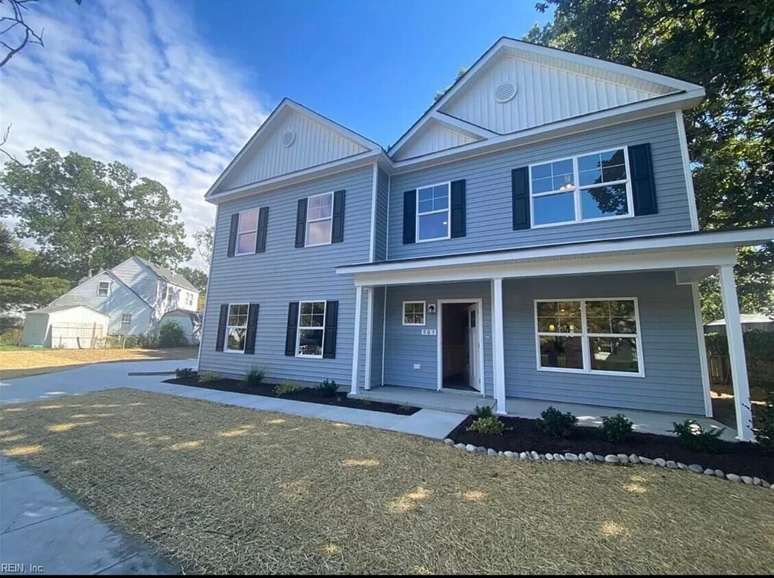 Primary Photo - 503 Dune St