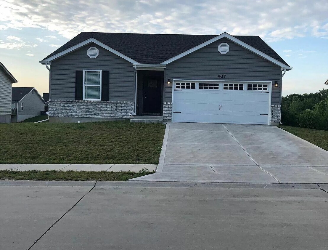 407 Triathlon Dr, Foristell, MO 63348 House Rental in Foristell, MO