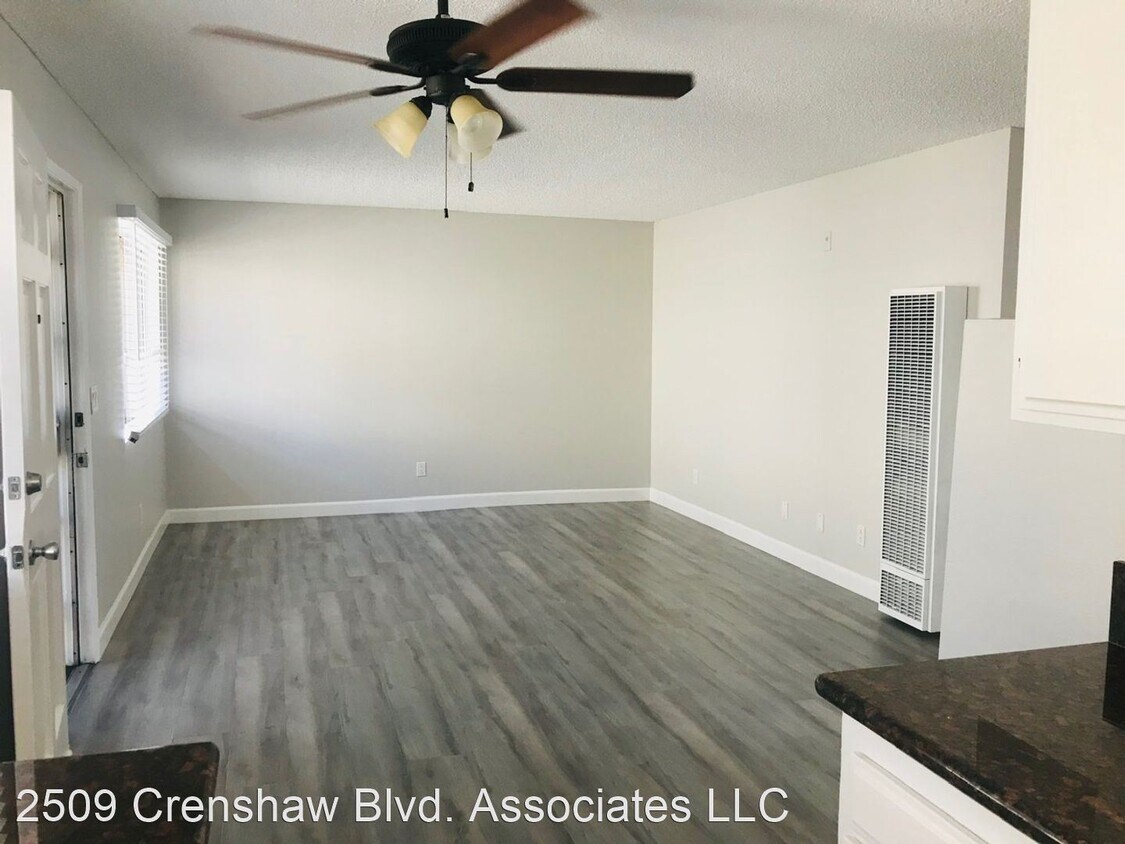 Foto principal - 2509 Crenshaw Blvd