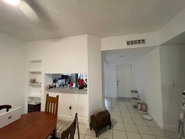 Foto del edificio - 8875 SW 131st Ct