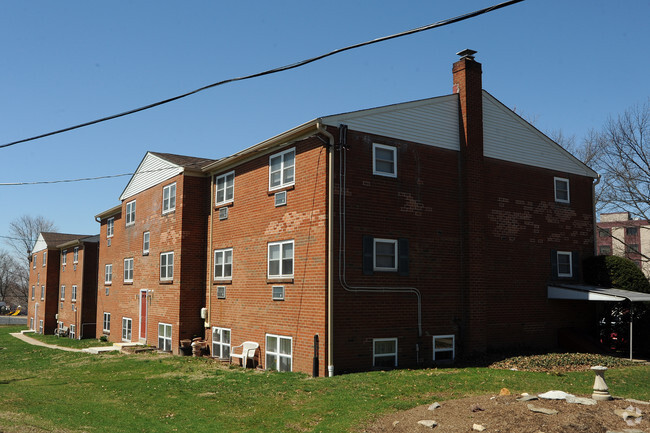 Building Photo - Indian Valley Apartments - 55+ Senior Housing