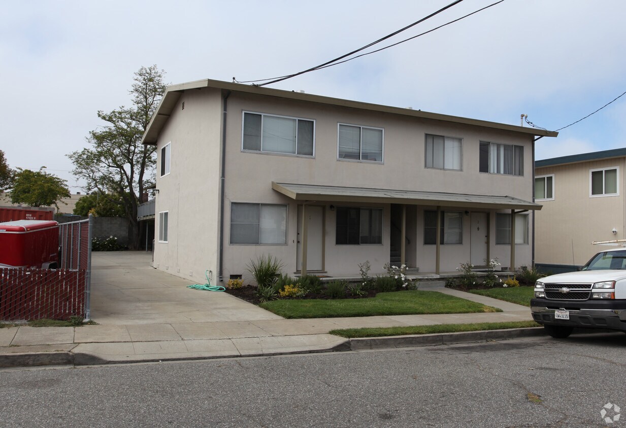 Building Photo - 115 Santa Helena Ave
