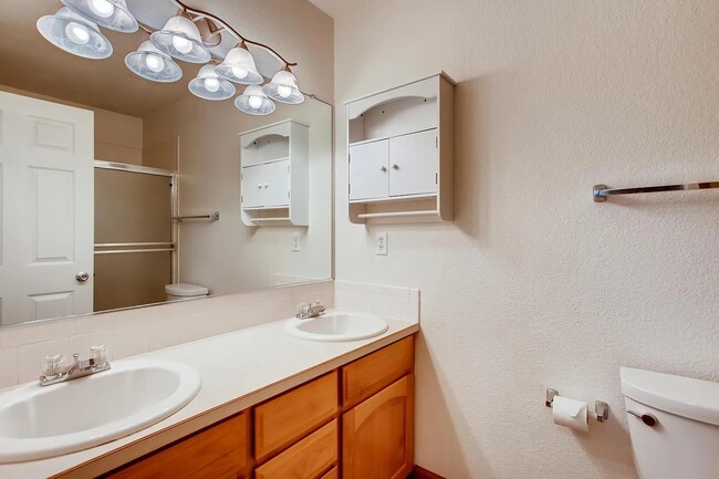 Foto del edificio - 1036 Tierra Ln