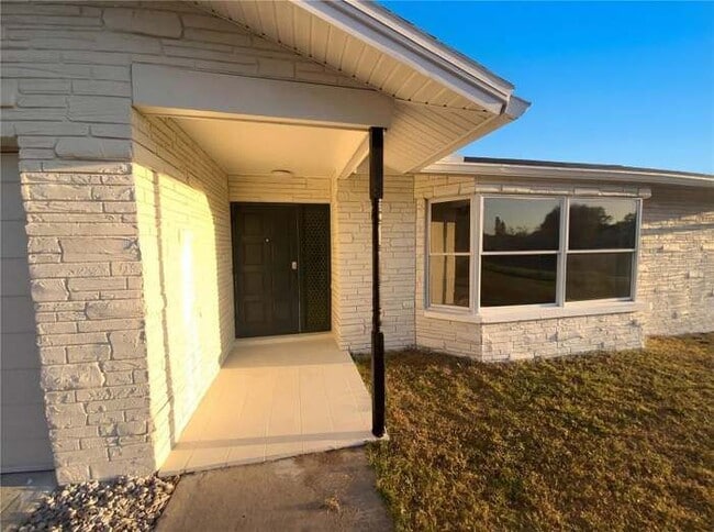 Building Photo - 408 Ocean Ct