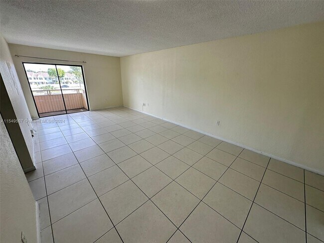 Building Photo - 17530 NW 68th Ave
