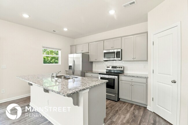 Foto del edificio - 12121 Old Dulin Farms Way
