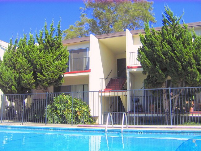 Foto del edificio - 820 Raymond N Ave