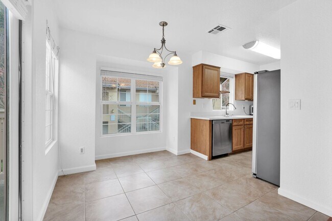 Building Photo - Hercules 2 Bedroom Condo with 1-Car Garage