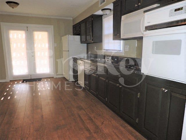 Foto del edificio - 8601 Thorncliff Fairway