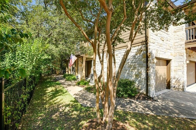 Foto del edificio - 1310 W Parmer Ln