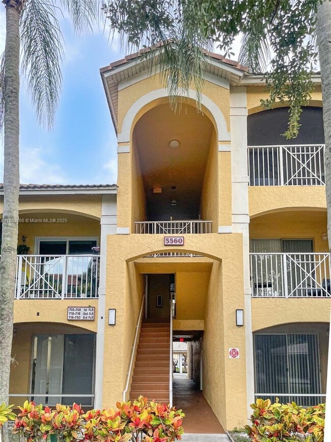 Building Photo - 5560 NW 61st St