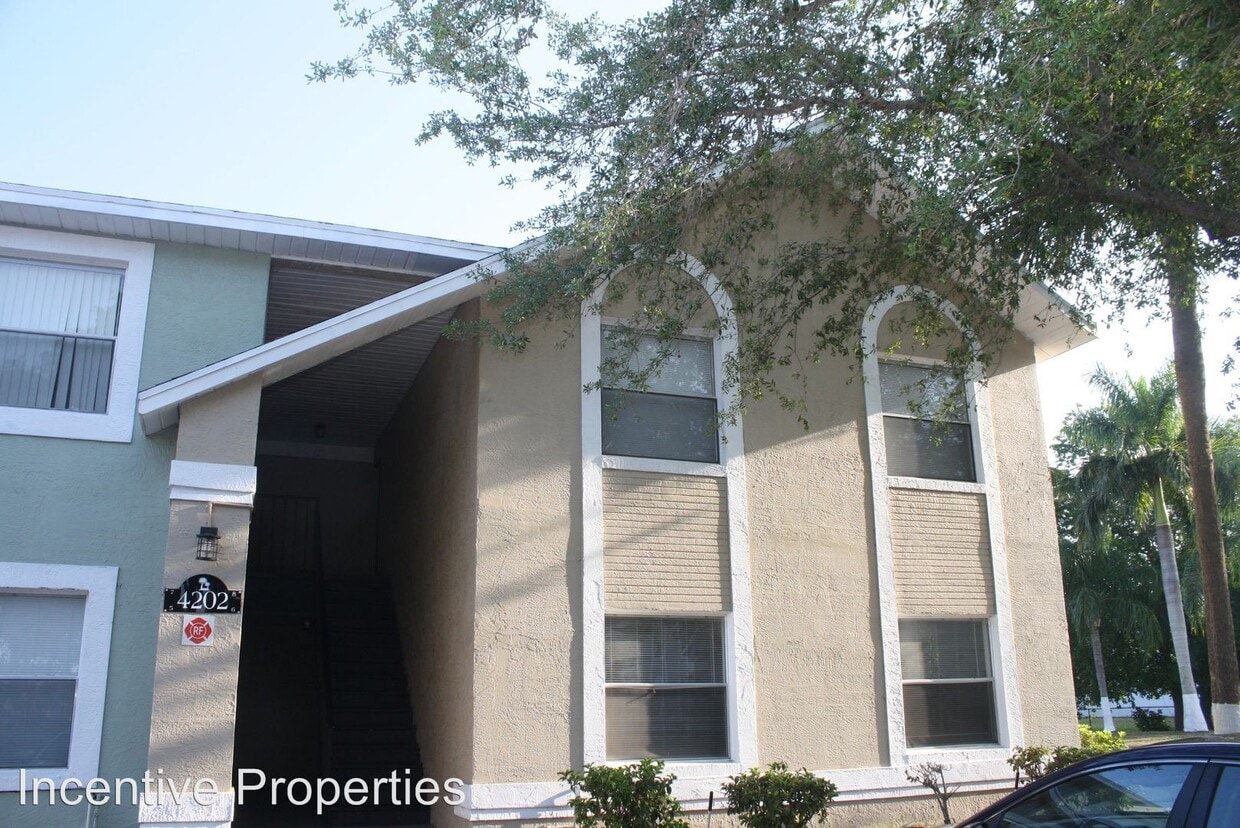 4202 Pershing Pointe Pl, Orlando, FL 32822 House Rental in Orlando