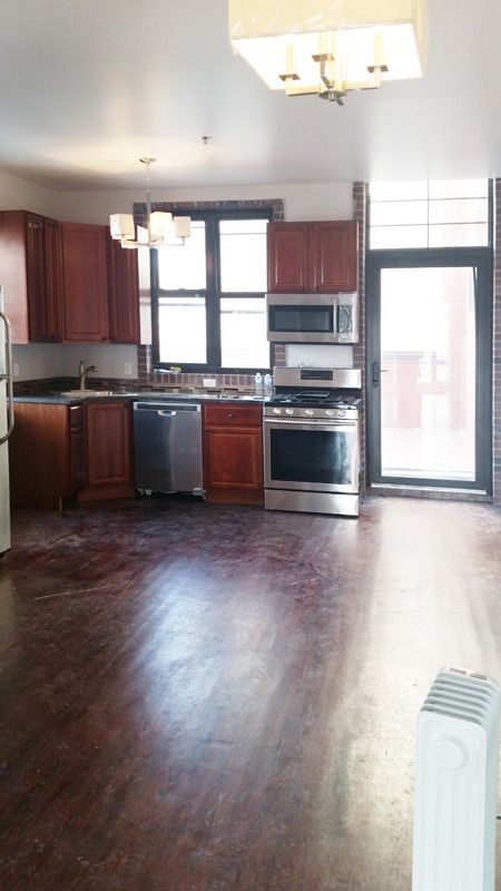 Primary Photo - 563 3rd Ave