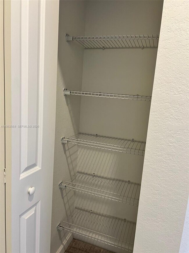 Foto del edificio - 12560 NW 22nd Pl