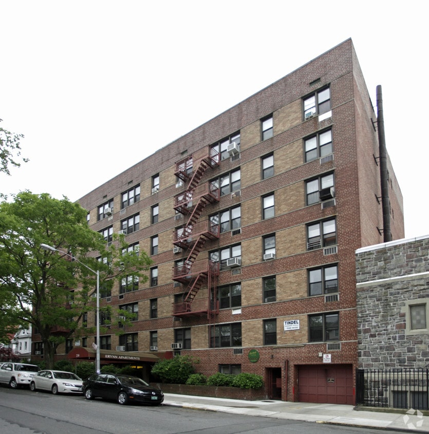 Primary Photo - Erynn Apartments