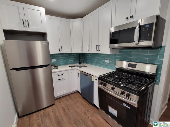 Foto del edificio - 746 Linden St