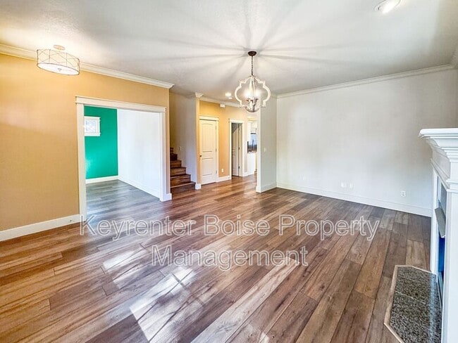 Foto del edificio - 998 E Shadow Creek Ln