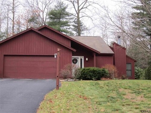 Foto principal - 54 Meadow Rue Pl