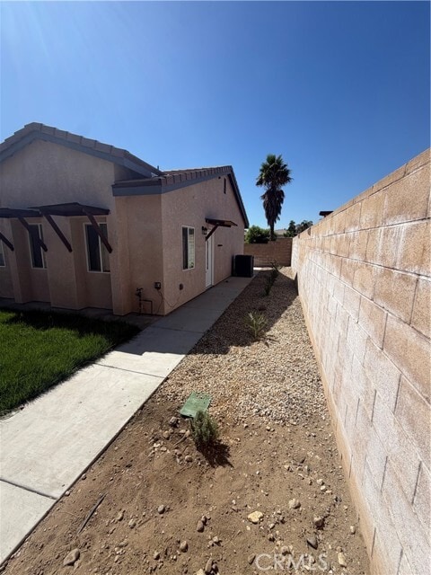 Building Photo - 16488 Pine Forest St