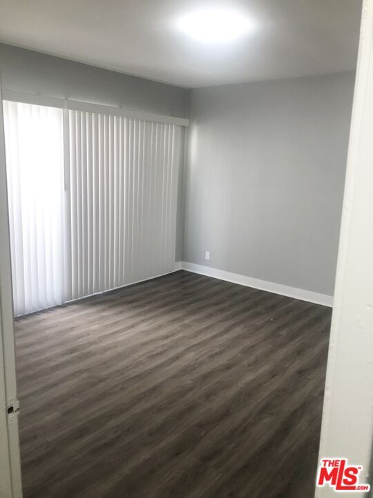 Foto del edificio - 8635 Cashio St