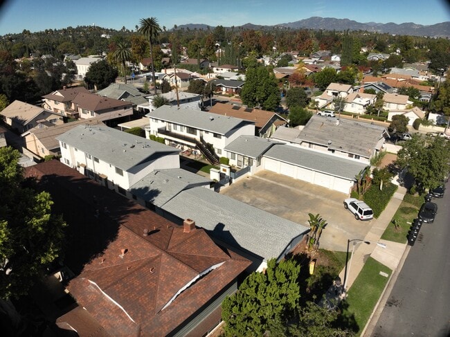 3D Exterior - 521 N Marguerita Ave