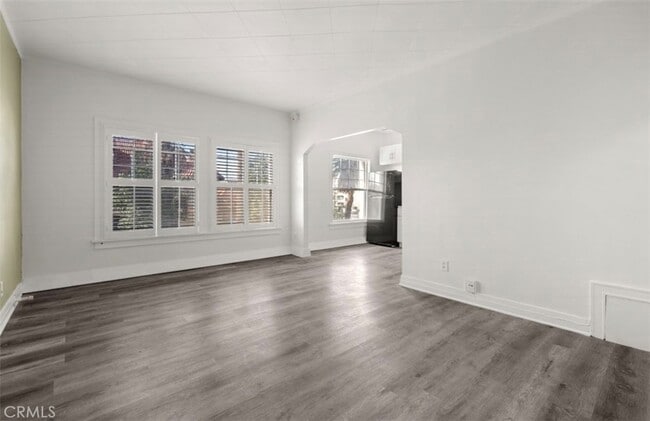 Building Photo - 2121 James M Wood Blvd