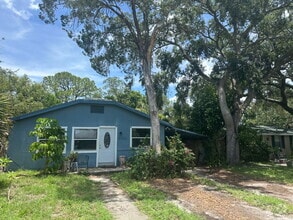 Building Photo - 5801 Virginia Ave