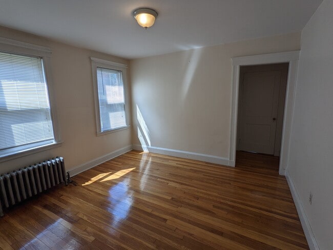 Building Photo - 74 Colborne Rd