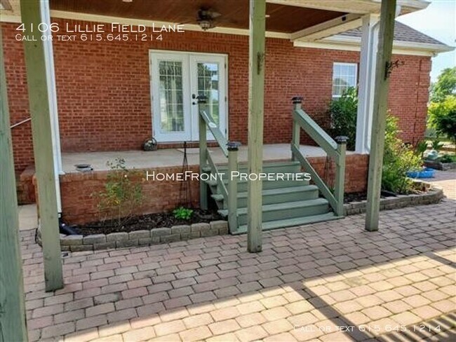 Building Photo - Country Living 3 bd/2ba on 1.39 acres