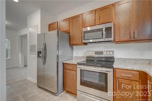 Building Photo - 21512 Aftonshire Dr