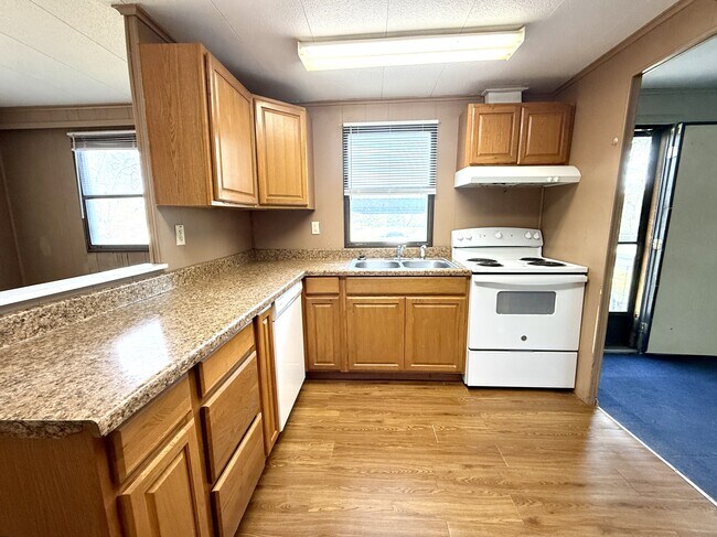 Foto del edificio - 90 White Tail Ln