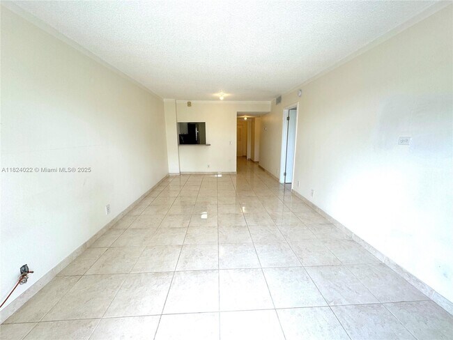 Foto del edificio - 7900 Camino Cir