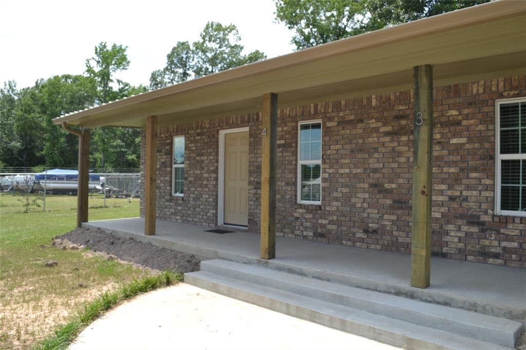 253 Old Groveton Rd Unit 4, Onalaska, TX 77360 Room for Rent in