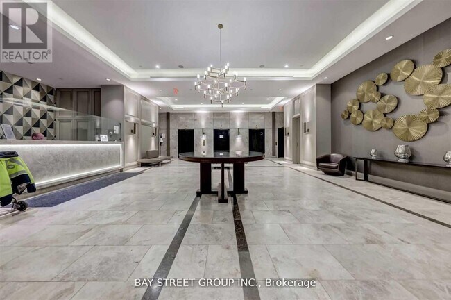Building Photo - 155 Yorkville Ave