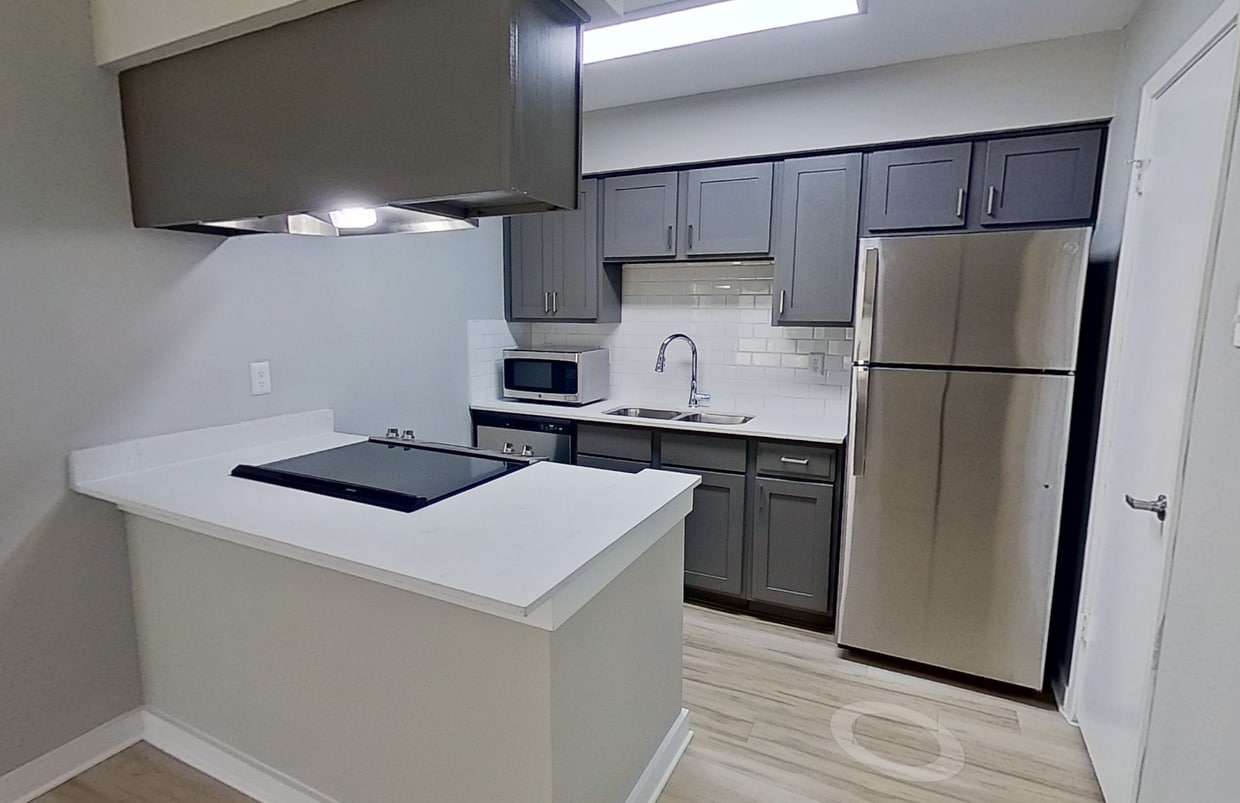 Photo - Richmond Apartments
