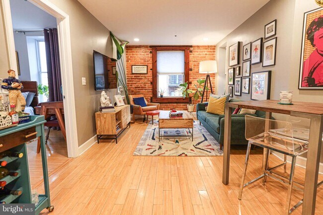 Foto del edificio - 52 Quincy Pl NW