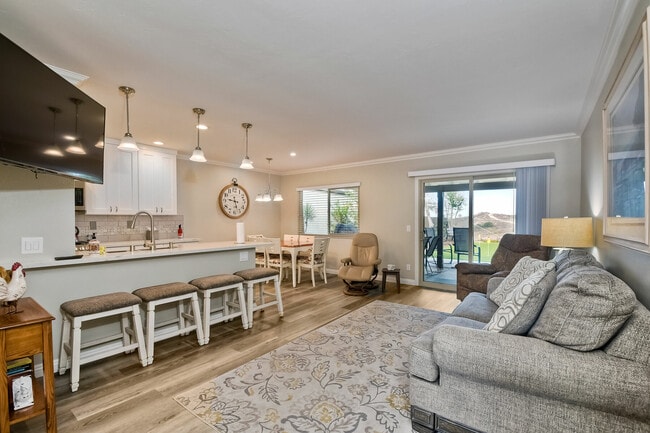 Building Photo - 263 San Dimas Ave