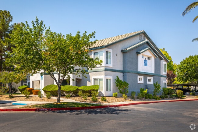 Building Photo - South Valley Ranch