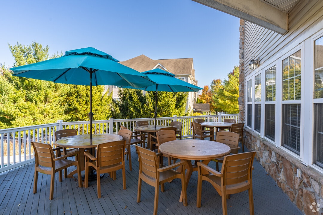 Saucon View Apartments photo 6