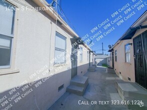 Building Photo - 10624 S Figueroa St
