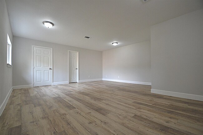 Foto del edificio - 4527 Adonis Dr
