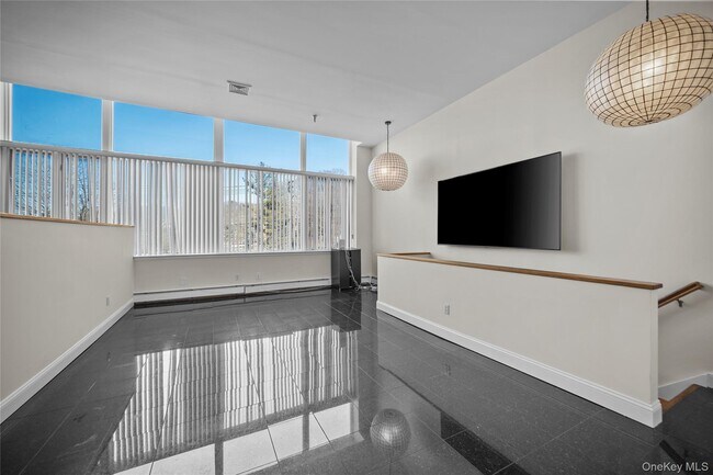 Foto del edificio - 520 Ashford Ave